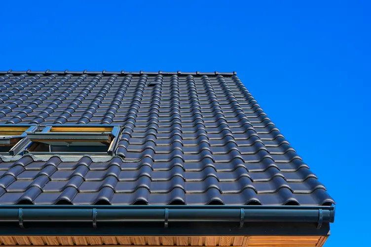 A view of a cleaned roof tile